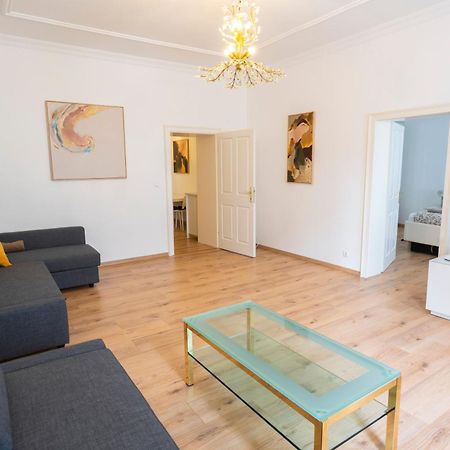 Belvedere Palace Apartment Виена Екстериор снимка