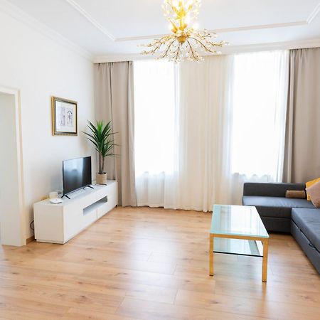 Belvedere Palace Apartment Виена Екстериор снимка